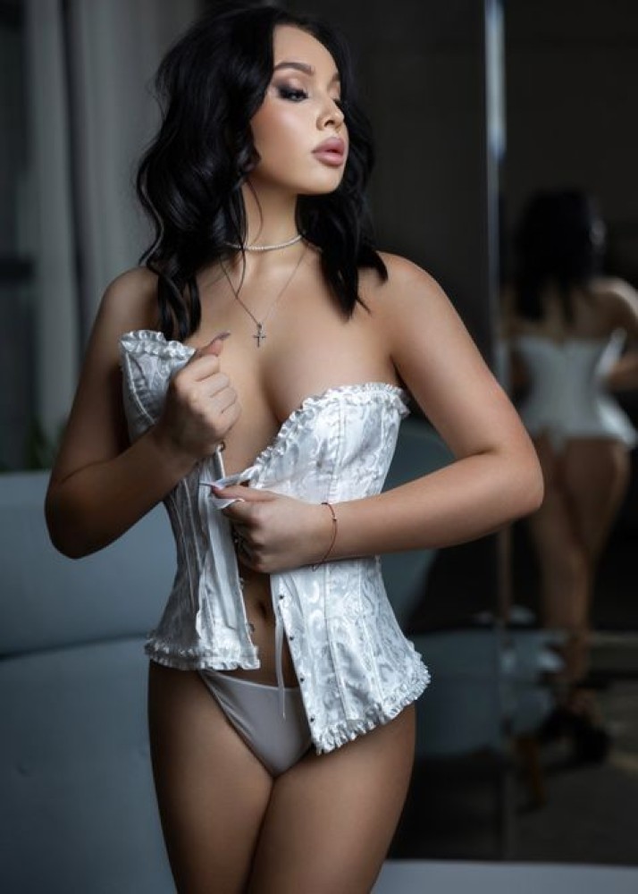 Индивидуалка Эмилия фото № 2 в городе Бодайбо